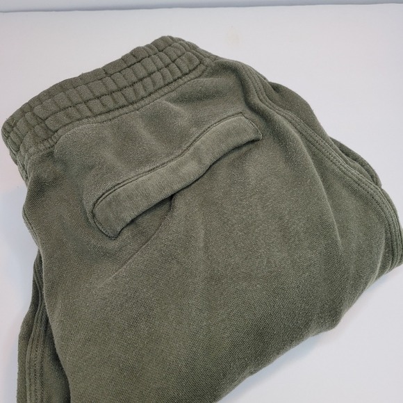 Nike Pants Mens Medium Green‎ Joggers Club Fleece Tapered Training - Picture 1 of 7